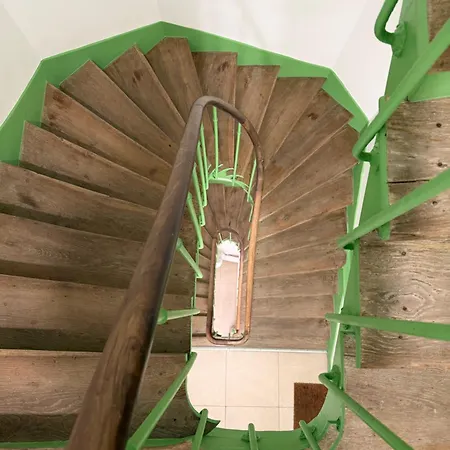 10 Min Bastille Apartmán