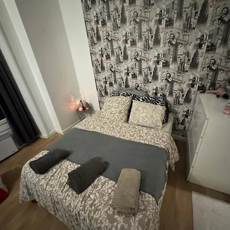 10 Min Bastille * Paříž